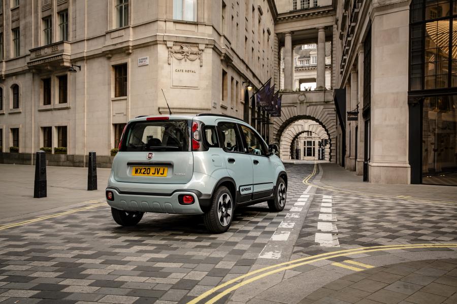  Fiat Panda Hybrid Launch Edition (319) 2020 года  (UK) (фото 19 из 40)
